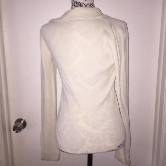 Beatiful Sweater - Picture 4 of 4